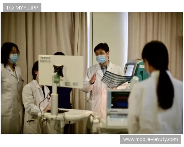 阿利森缺席季前赛守护妻子手术：真爱与责任的双重坚守